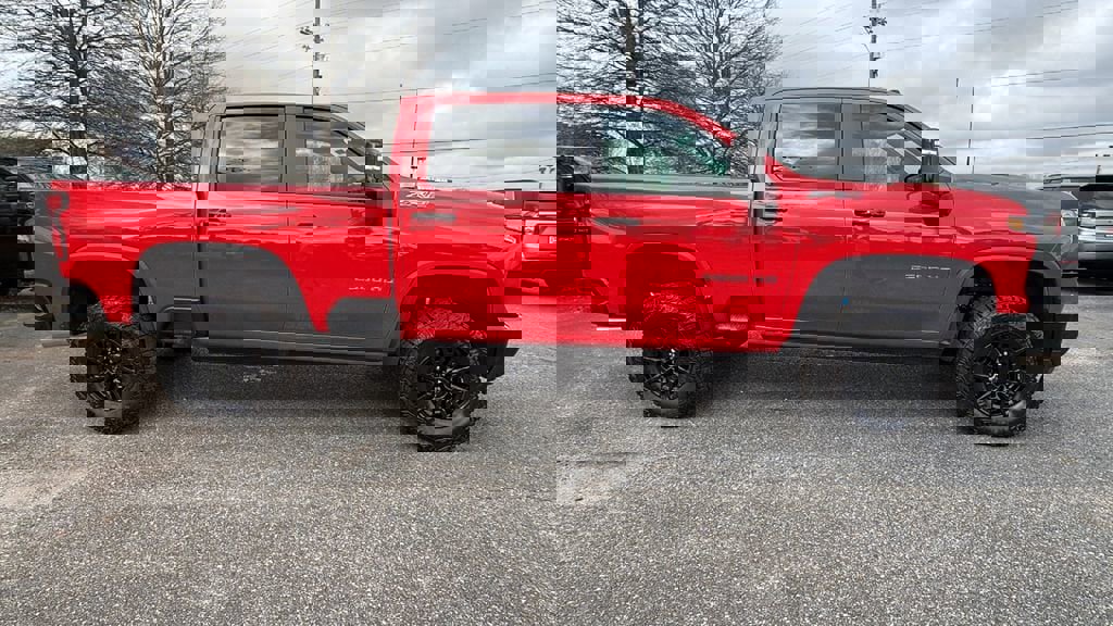 New 2026 Chevrolet Silverado 2500 ZR2 image 4