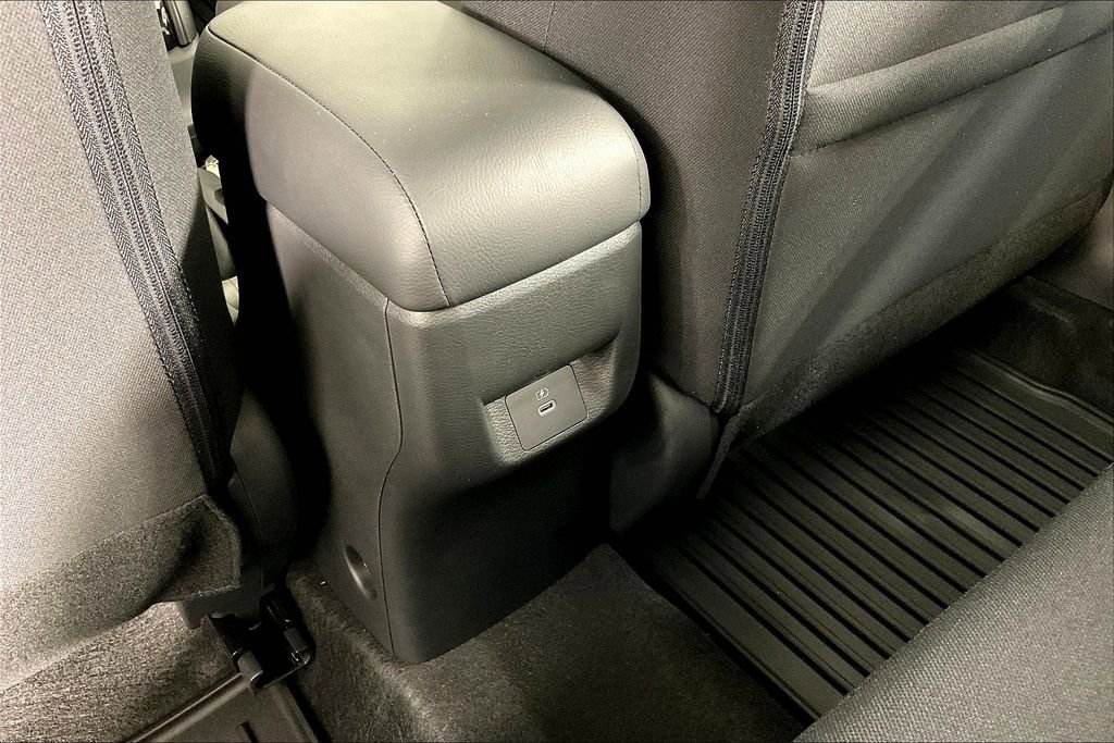 New 2025 Nissan Versa SV w/ Trunk Package image 27