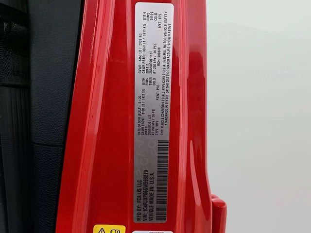 Used 2025 Jeep Wrangler Unlimited Sahara w/ Safety Group image 17