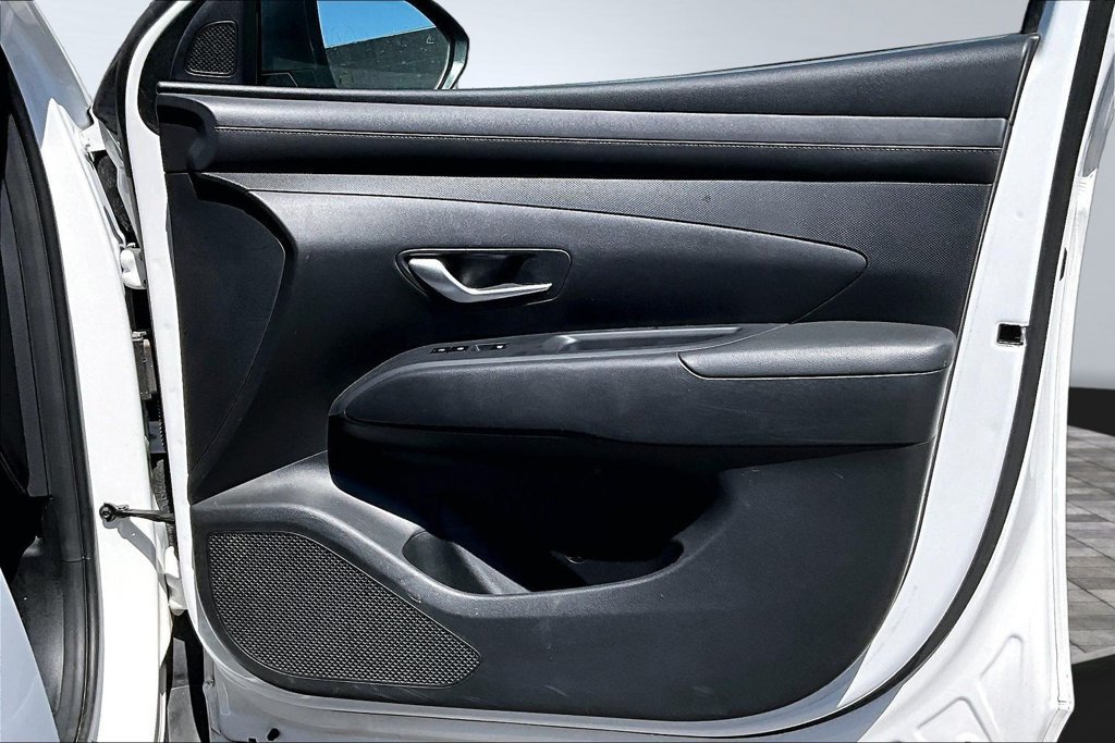 Used 2025 Hyundai Tucson SEL FWD image 12