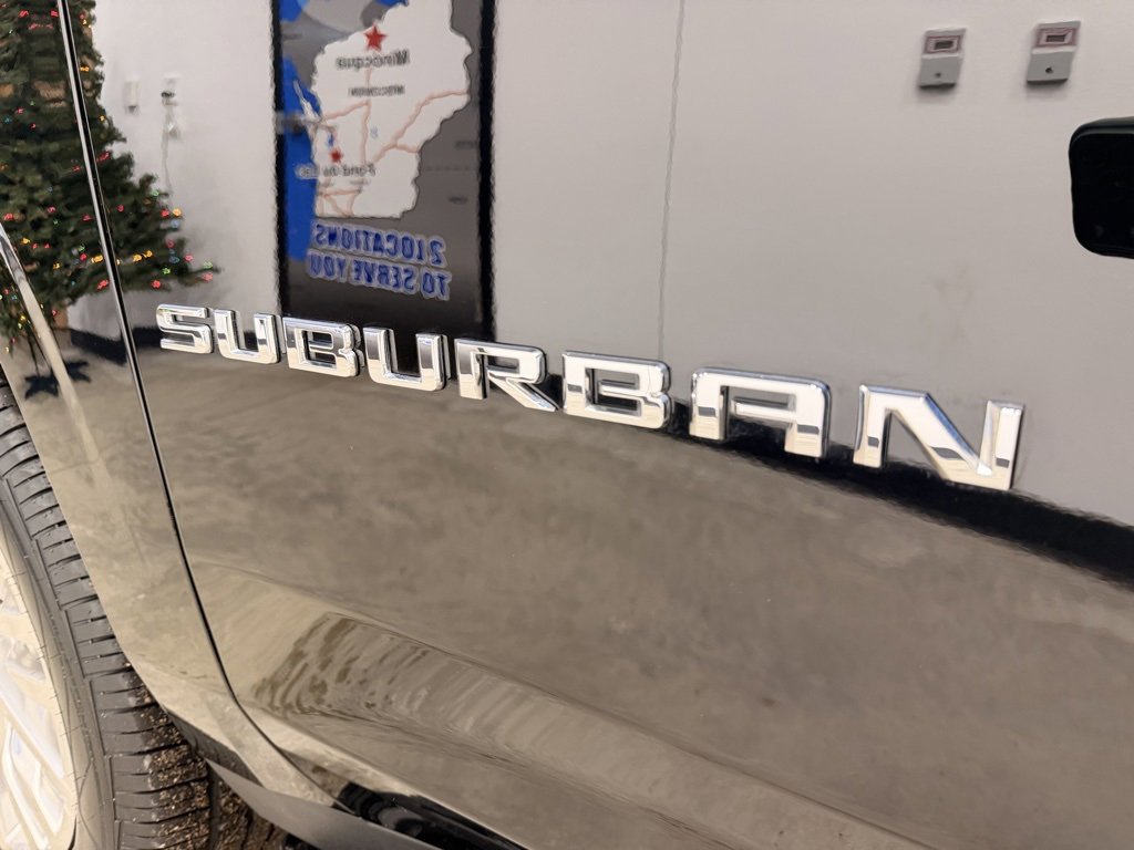 Used 2023 Chevrolet Suburban LS image 25