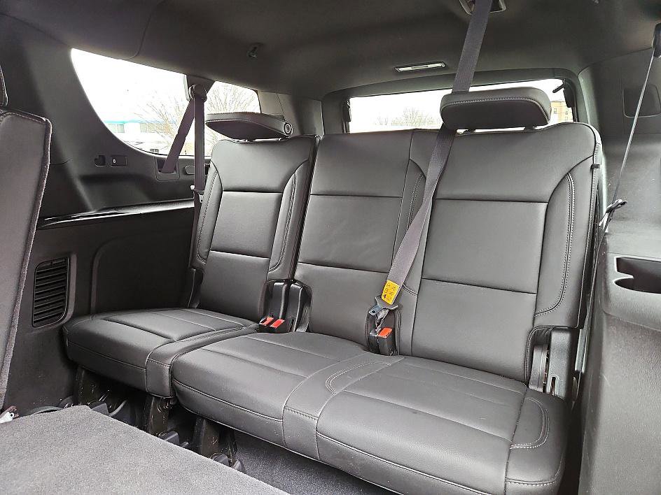 Used 2021 Chevrolet Suburban Z71 image 11