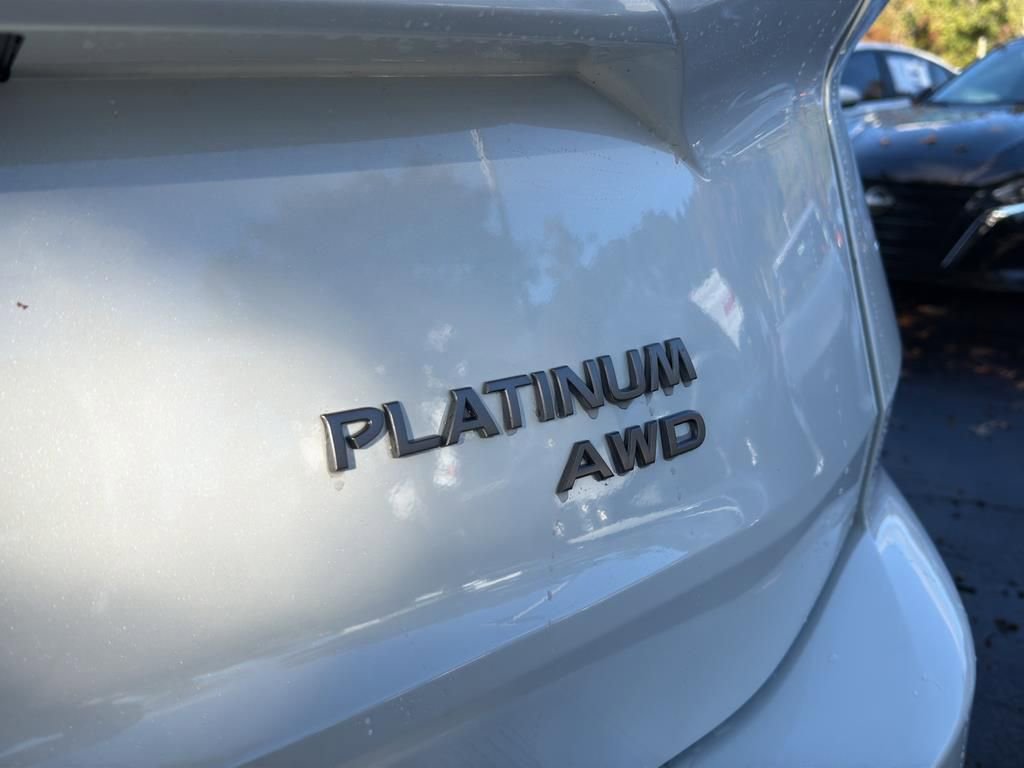 New 2026 Nissan Rogue Platinum image 15