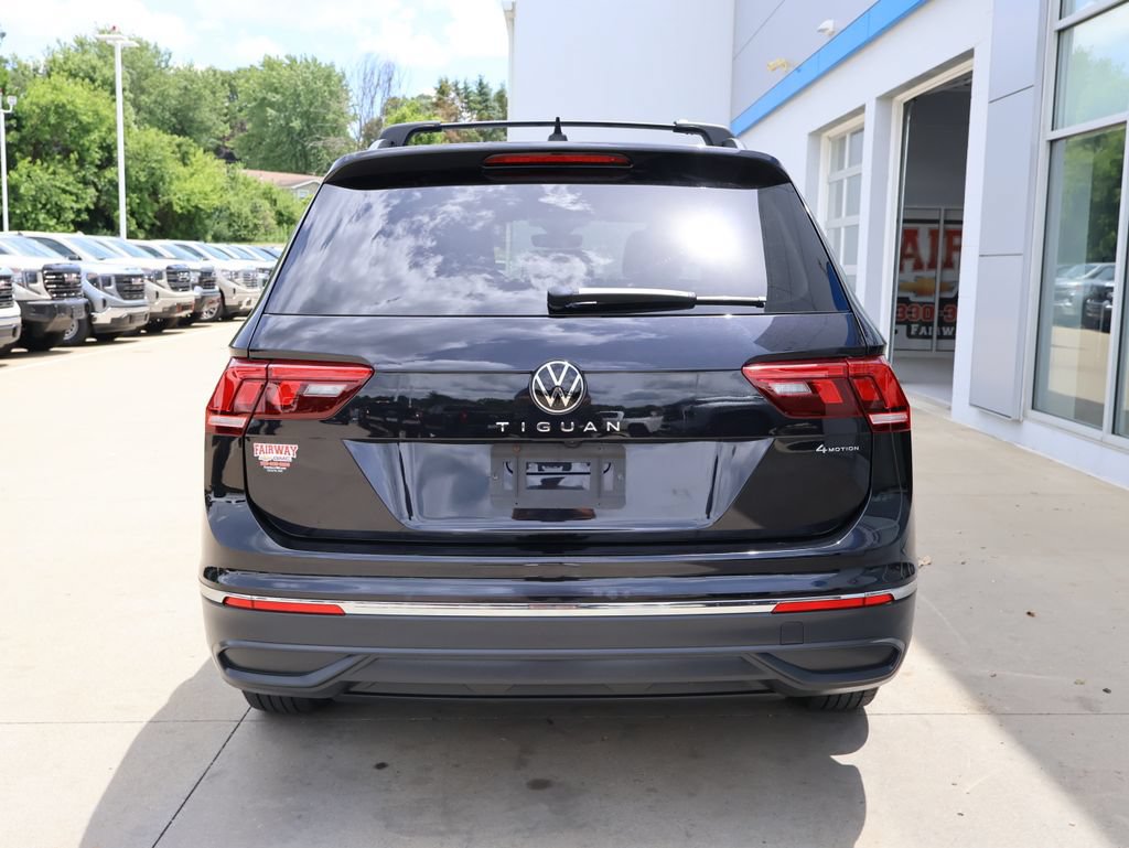 Used 2024 Volkswagen Tiguan S AWD/4WD image 9