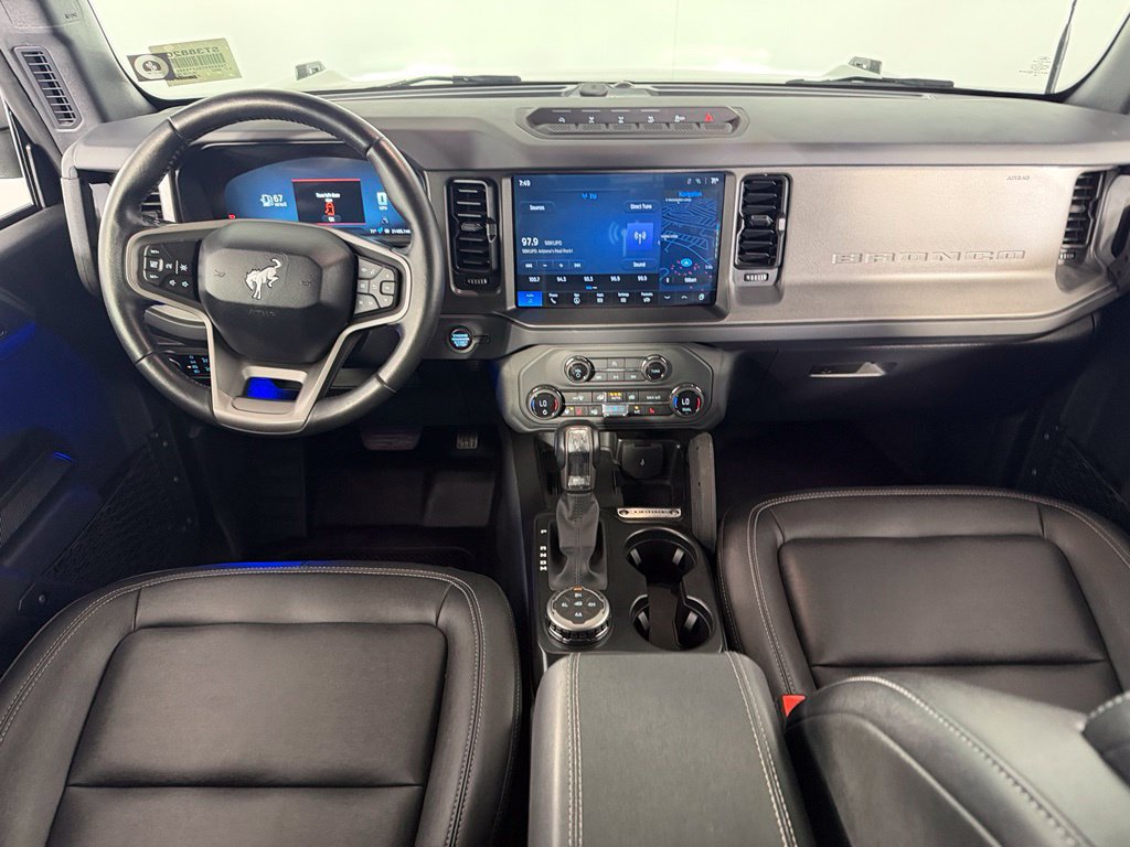 Used 2025 Ford Bronco Badlands AWD/4WD image 13