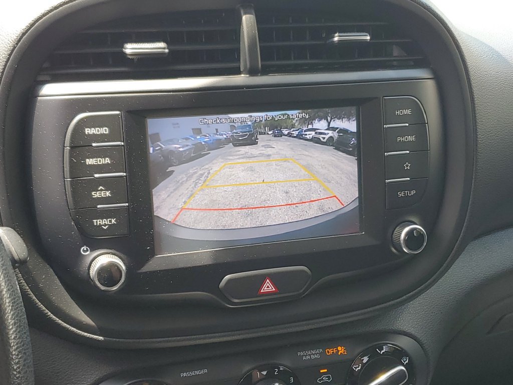 Used 2020 Kia Soul S FWD image 26