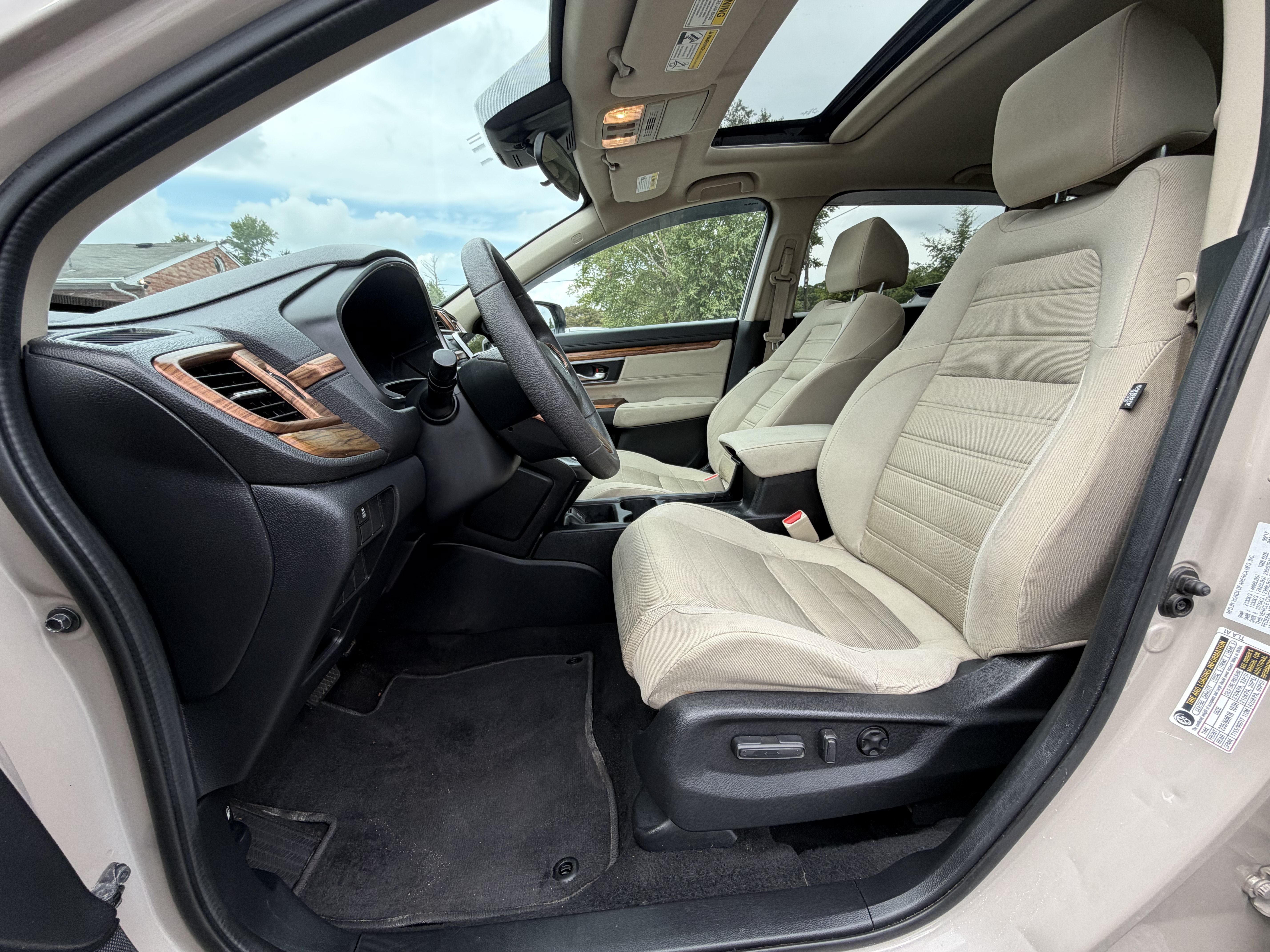 Used 2017 Honda CR-V EX image 11
