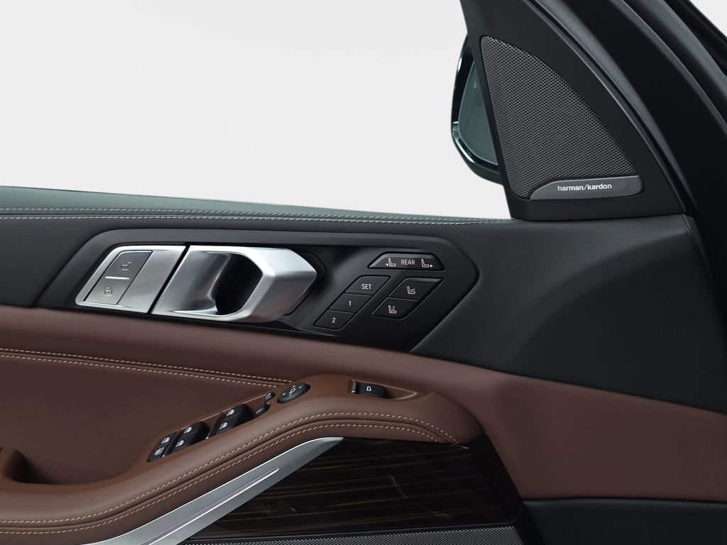 New 2026 BMW X7 xDrive40i w/ Executive Package AWD/4WD image 28