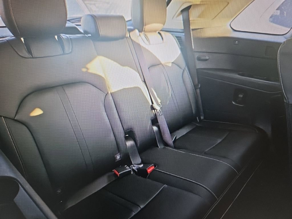 Used 2024 MAZDA CX-90 3.3 Turbo w/ Preferred Plus image 11