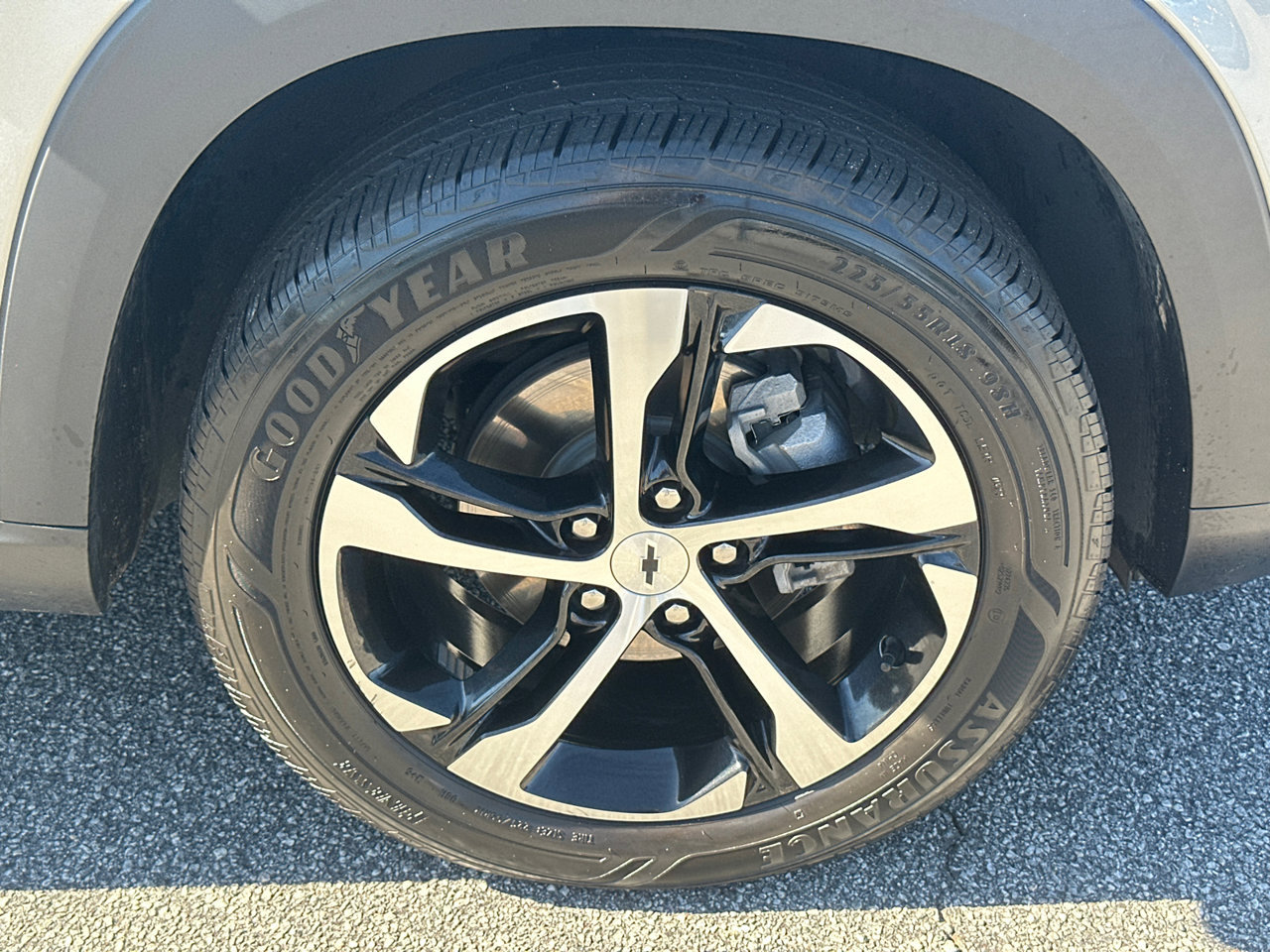 Used 2024 Chevrolet Trax RS w/ Driver Confidence Package FWD image 12