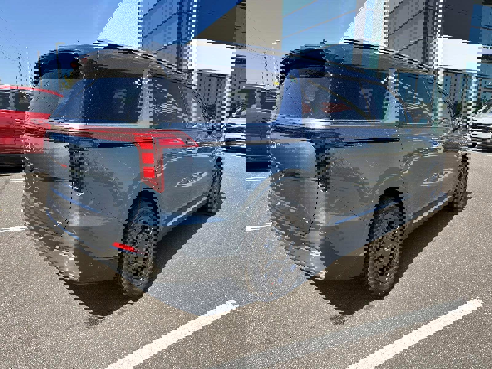 New 2026 Kia Carnival SX image 5