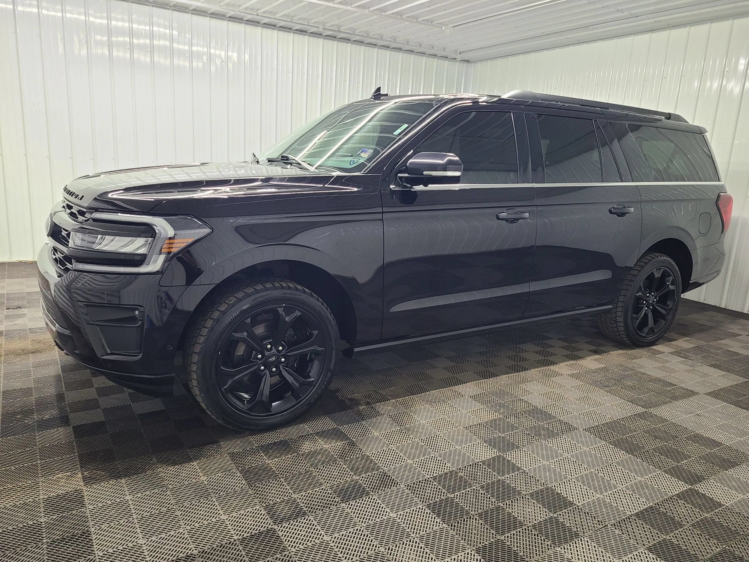 Used 2022 Ford Expedition Max Limited AWD/4WD image 8