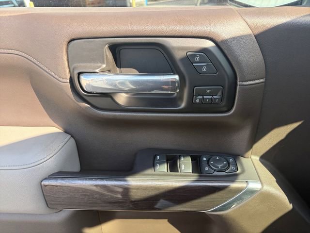 Used 2019 Chevrolet Silverado 1500 LTZ w/ LTZ Convenience Package AWD/4WD image 4