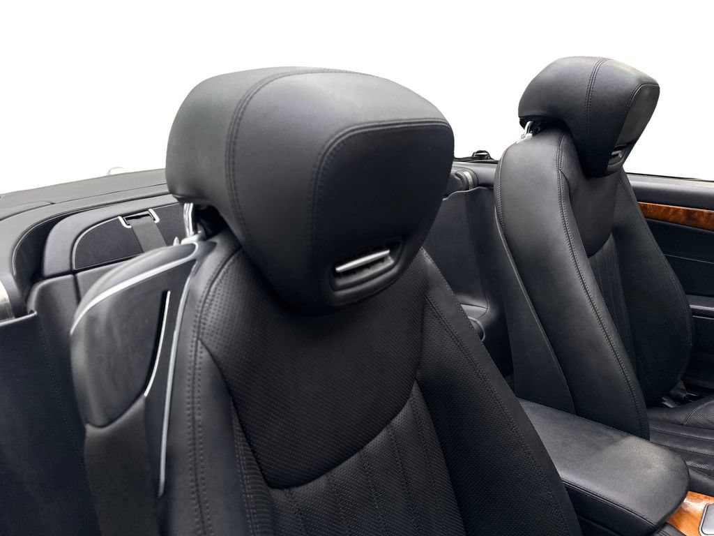Used 2009 Mercedes-Benz SL 550 image 44