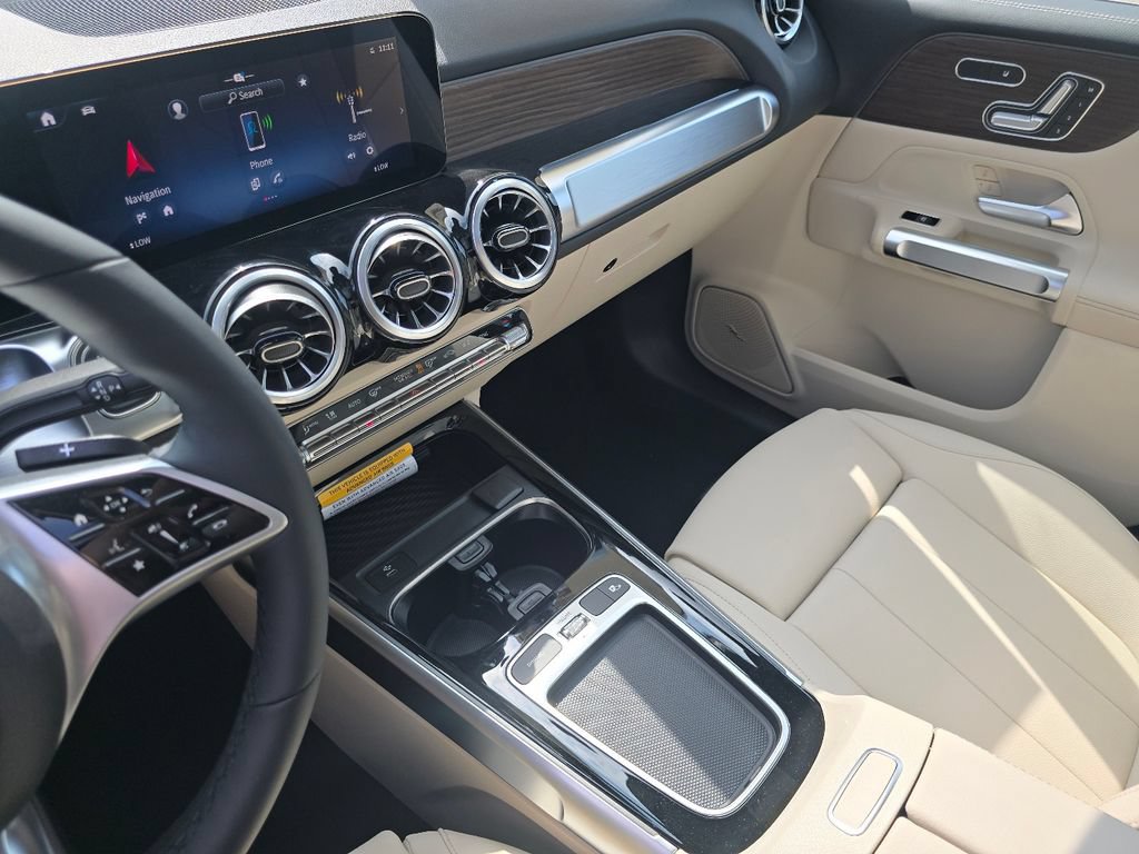 New 2026 Mercedes-Benz GLB 250 4MATIC image 30