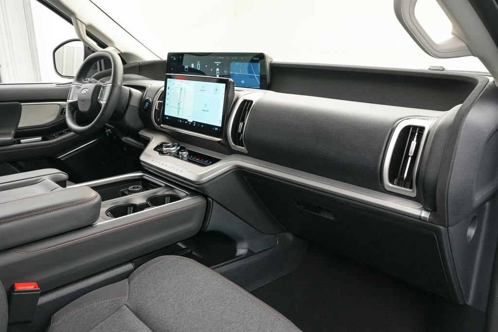 Certified 2025 Ford Expedition Max Active AWD/4WD image 27
