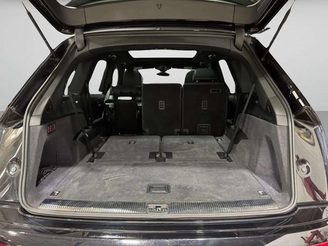 Used 2019 Audi Q7 3.0T Prestige w/ Prestige Package AWD/4WD image 31