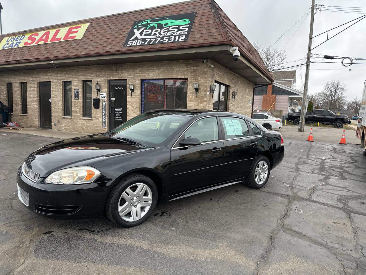 Used 2014 Chevrolet Impala LT w/ LT Sunroof Package image 1
