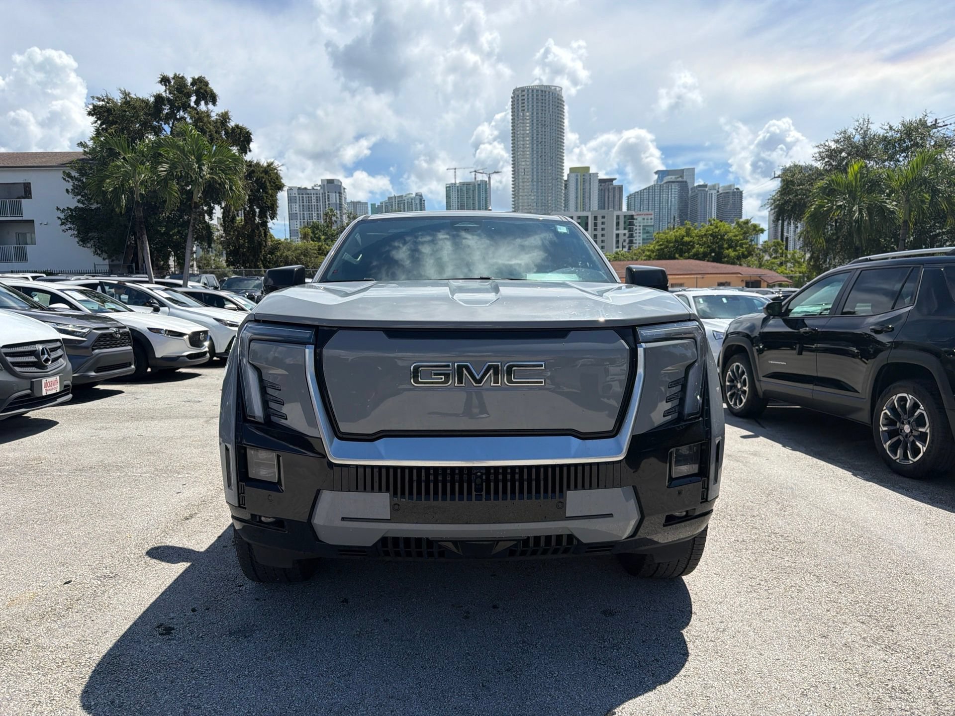 Used 2024 GMC Sierra EV Denali AWD/4WD video 2