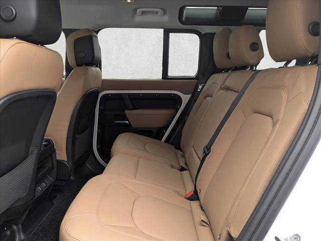 New 2026 Land Rover Defender 110 X-Dynamic SE image 16