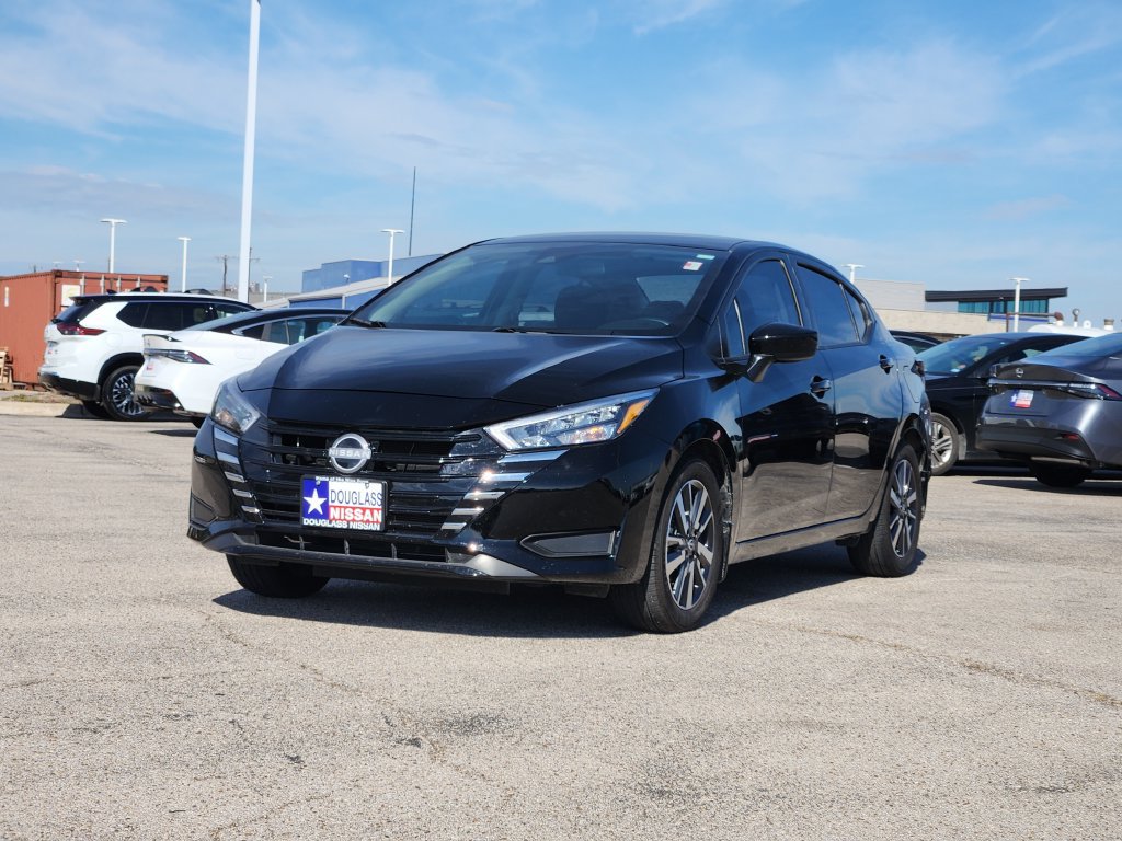 Used 2025 Nissan Versa SV w/ Trunk Package FWD image 2