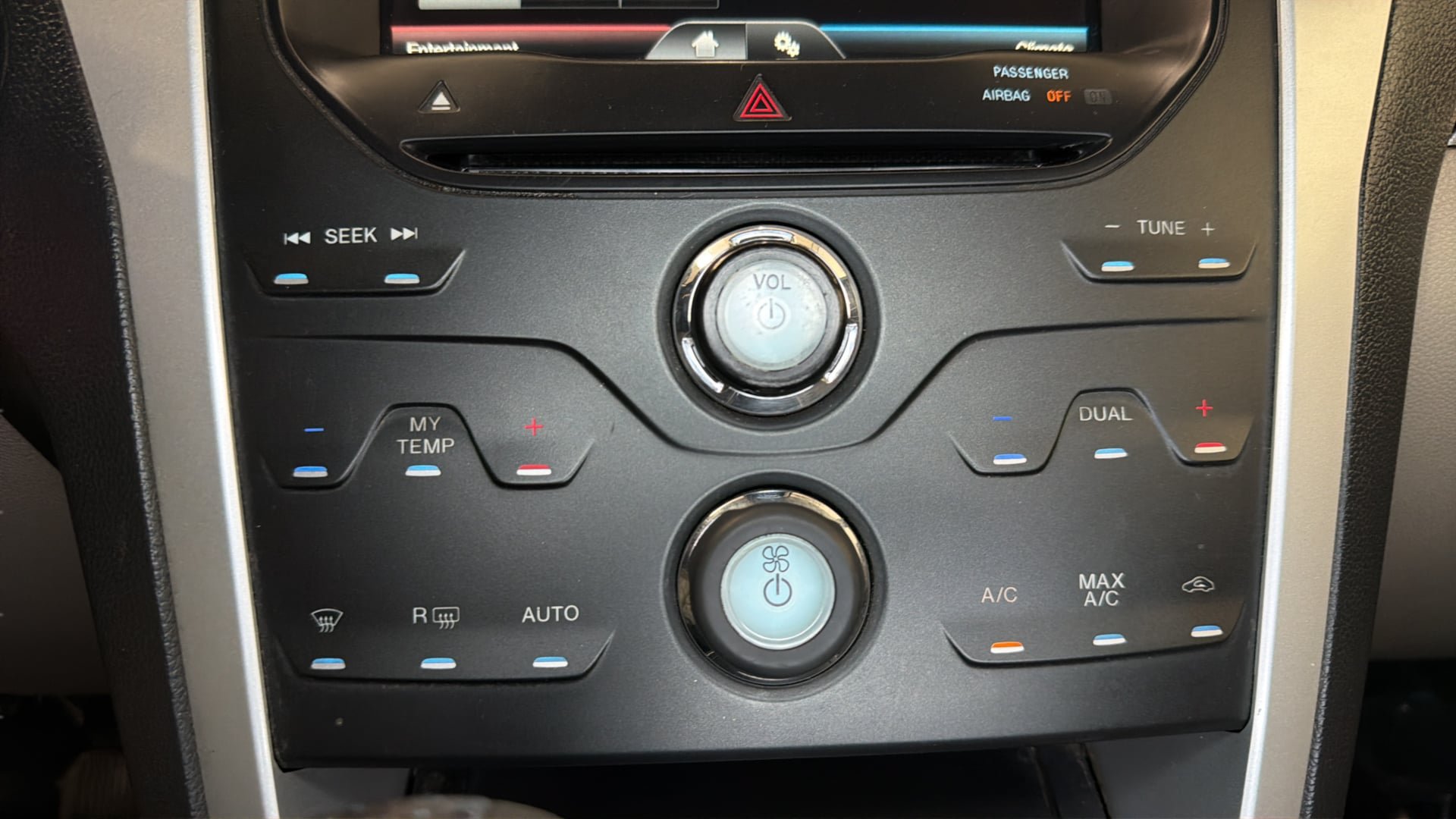 Used 2011 Ford Explorer XLT w/ 201A Rapid Spec Order Code FWD image 28