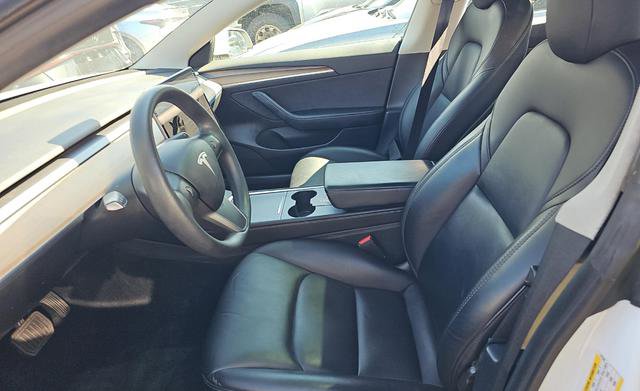 Used 2022 Tesla Model 3 Long Range image 5
