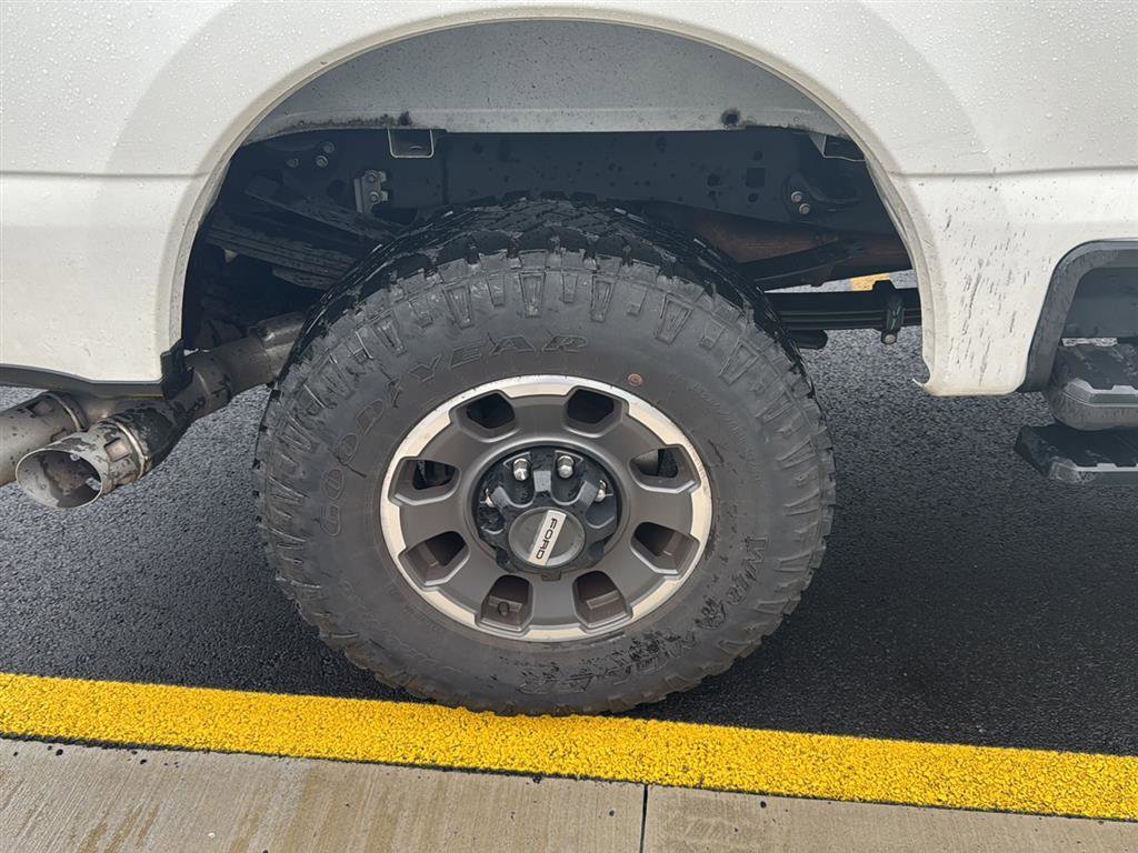 Used 2023 Ford F250 Lariat w/ Lariat Ultimate Package image 7