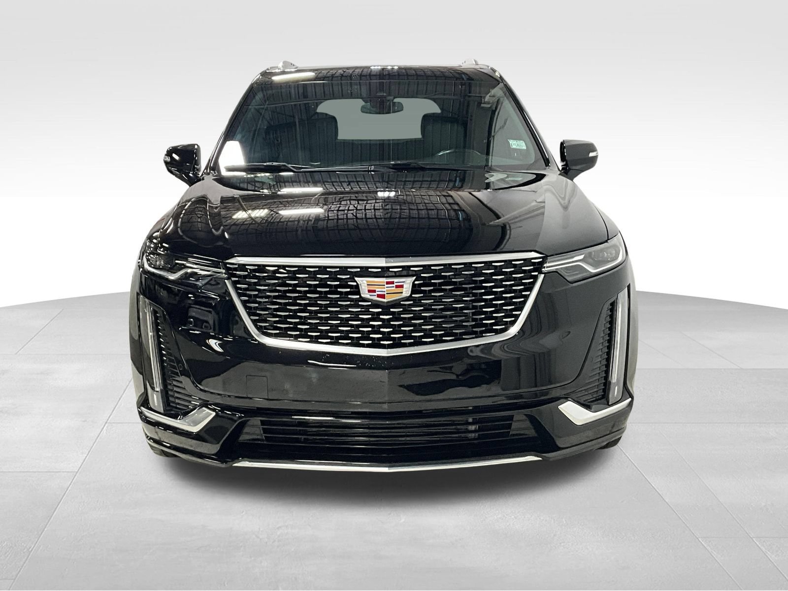 Used 2024 Cadillac XT6 Premium Luxury AWD/4WD image 3