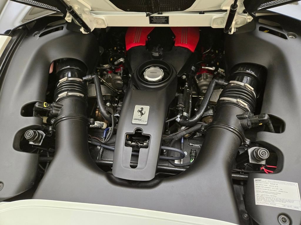 Used 2018 Ferrari 488 Spider image 19