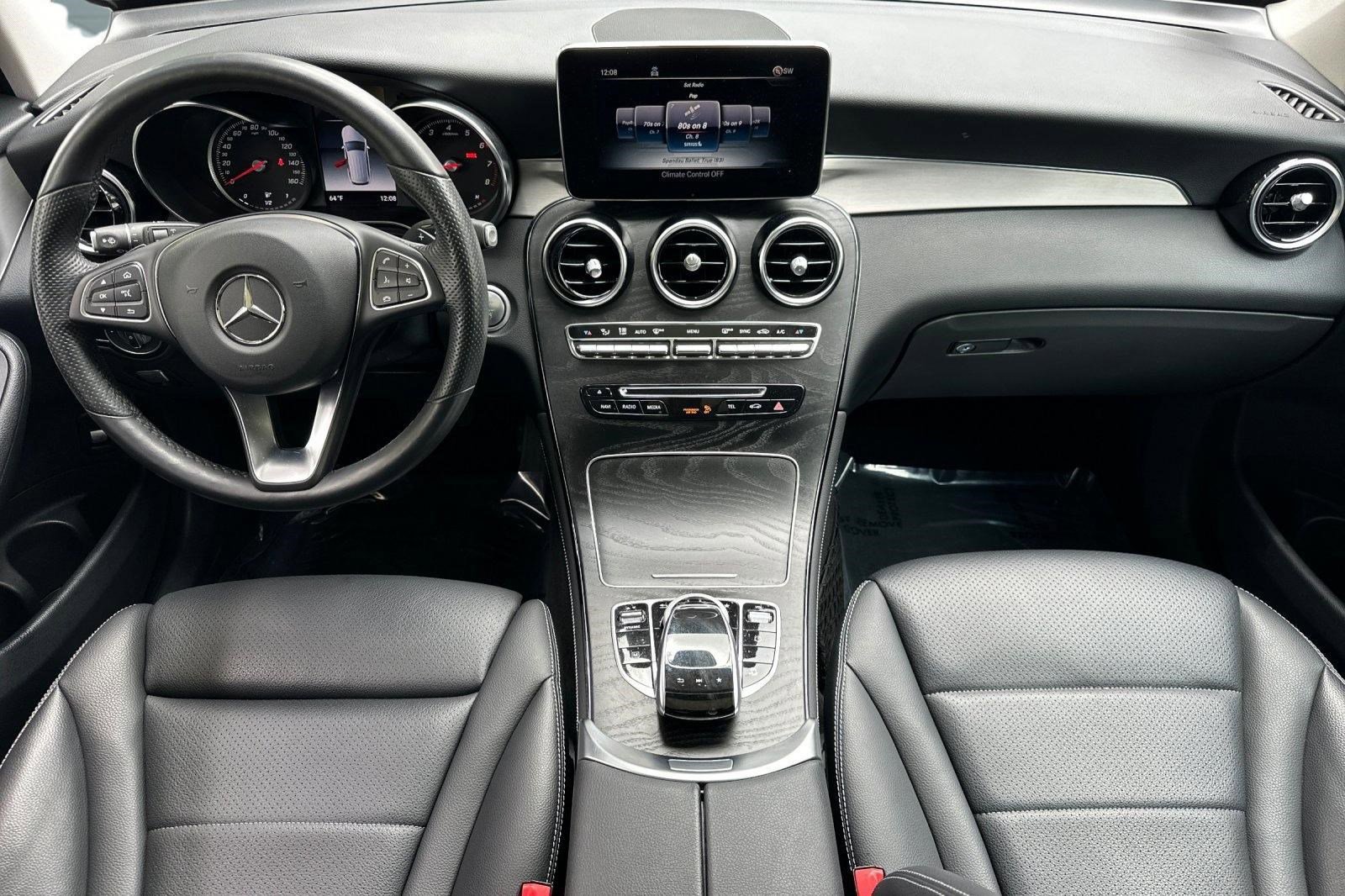 Used 2019 Mercedes-Benz GLC 300 4MATIC image 15