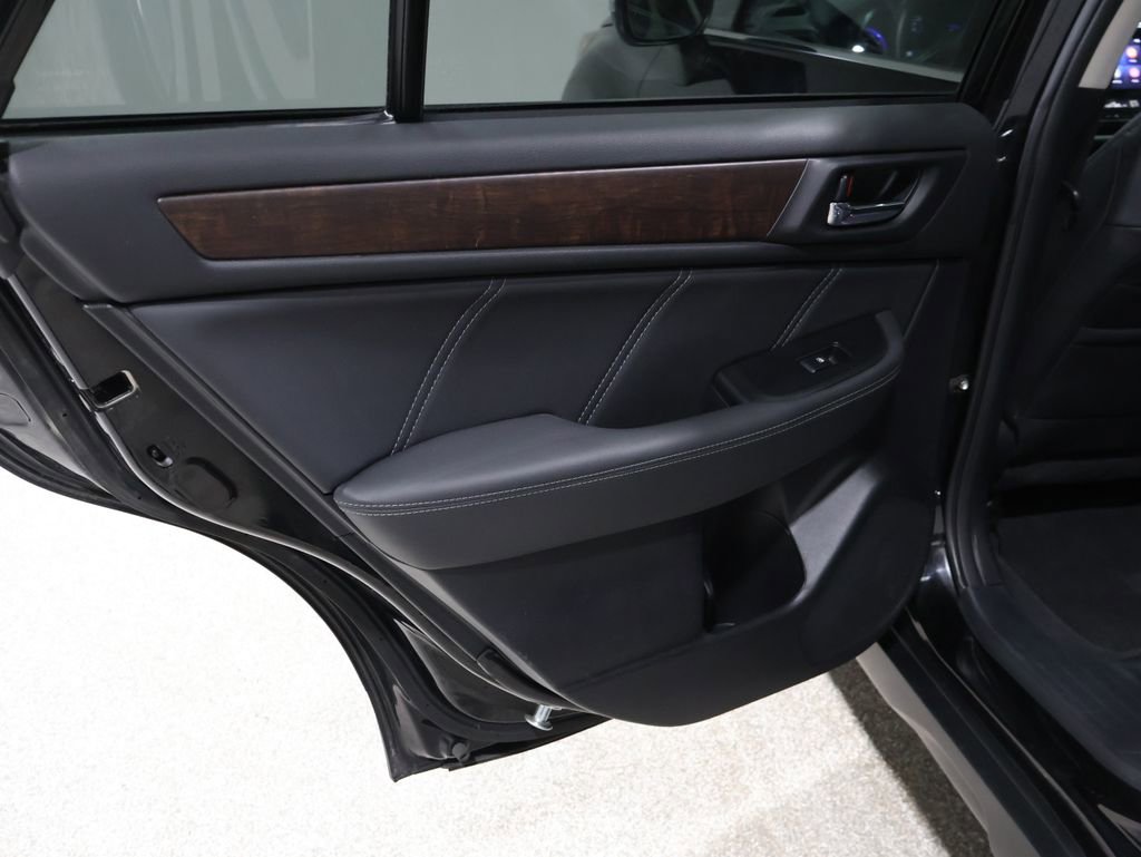 Used 2019 Subaru Outback 2.5i Limited w/ Popular Package #2 image 19