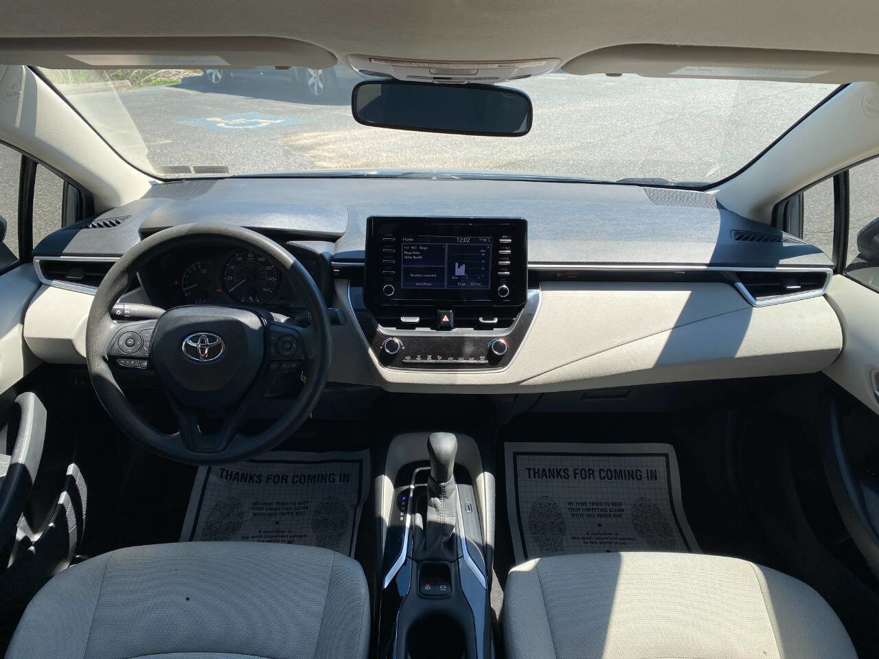 Used 2020 Toyota Corolla L FWD image 23