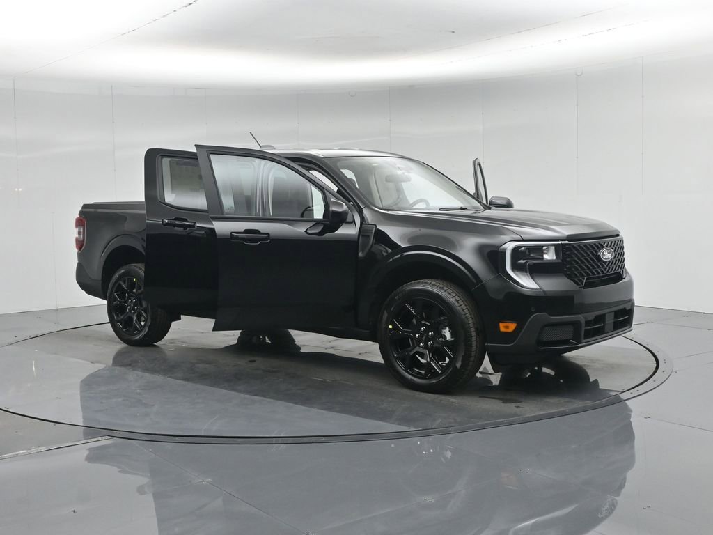 New 2026 Ford Maverick Lariat w/ Black Appearance Package image 32