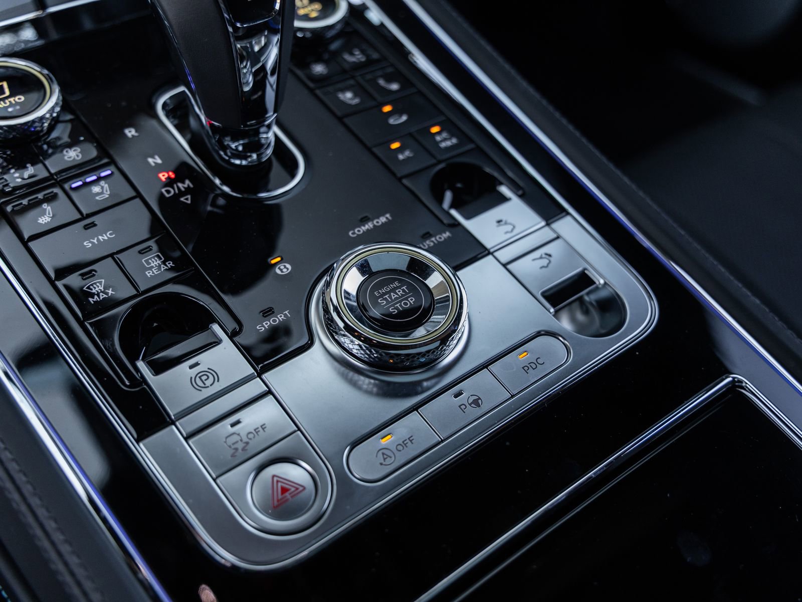 Used 2024 Bentley Continental GT image 35