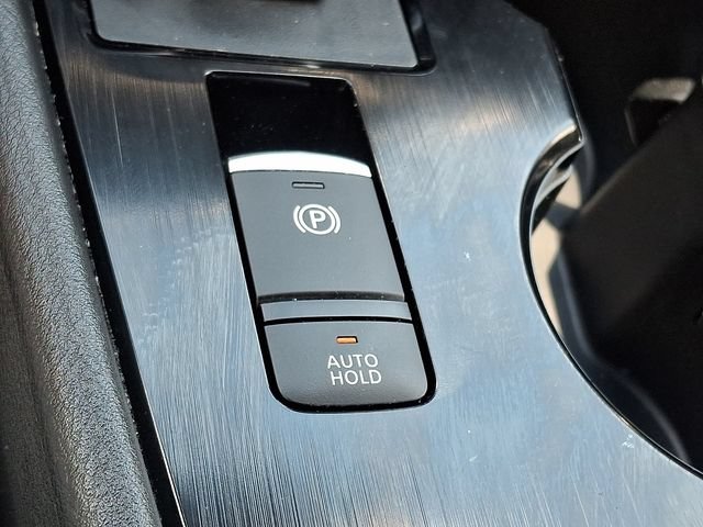 Used 2023 Nissan Rogue SV FWD image 24