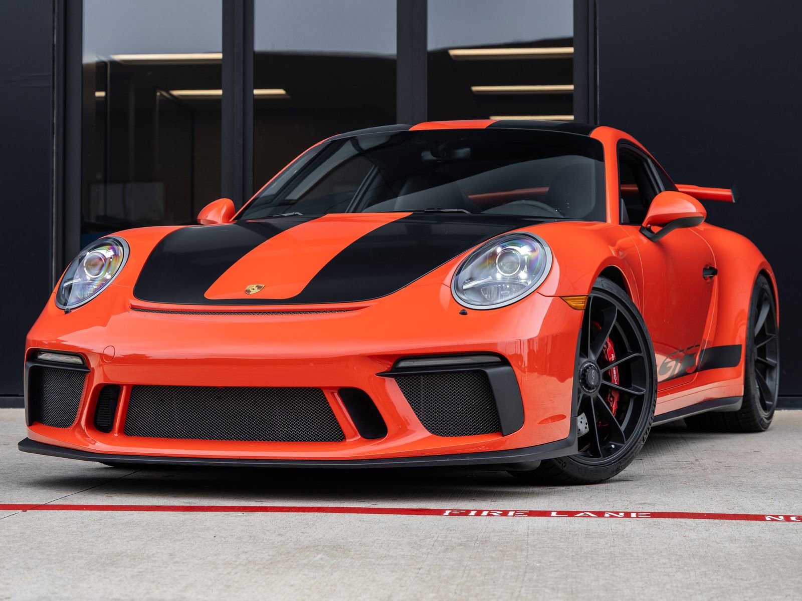 Certified 2018 Porsche 911 GT3 RWD image 1