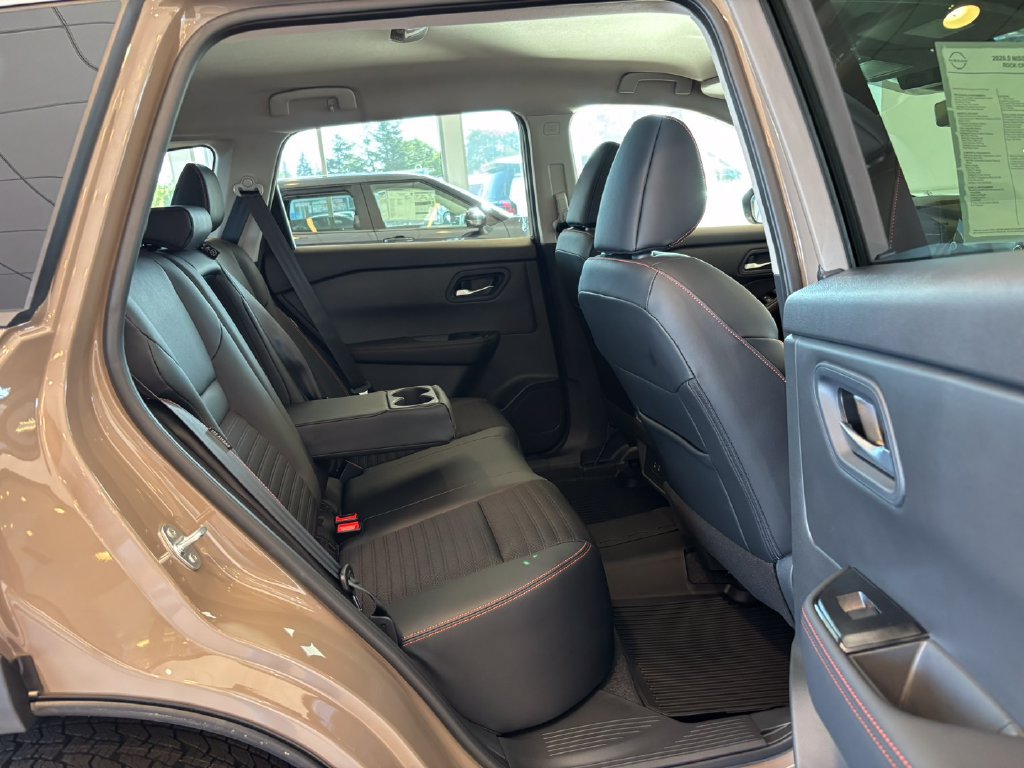 New 2026 Nissan Rogue SV AWD/4WD image 27