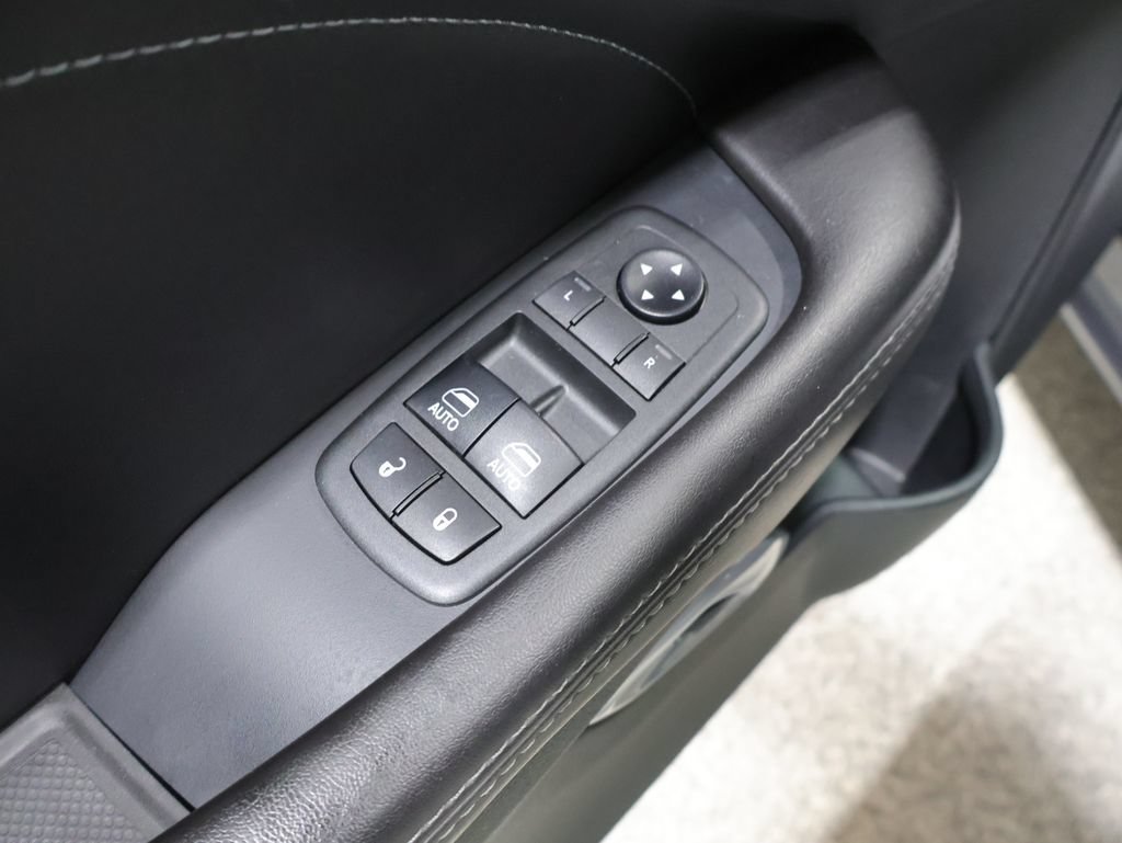 Used 2018 Dodge Challenger GT AWD/4WD image 14