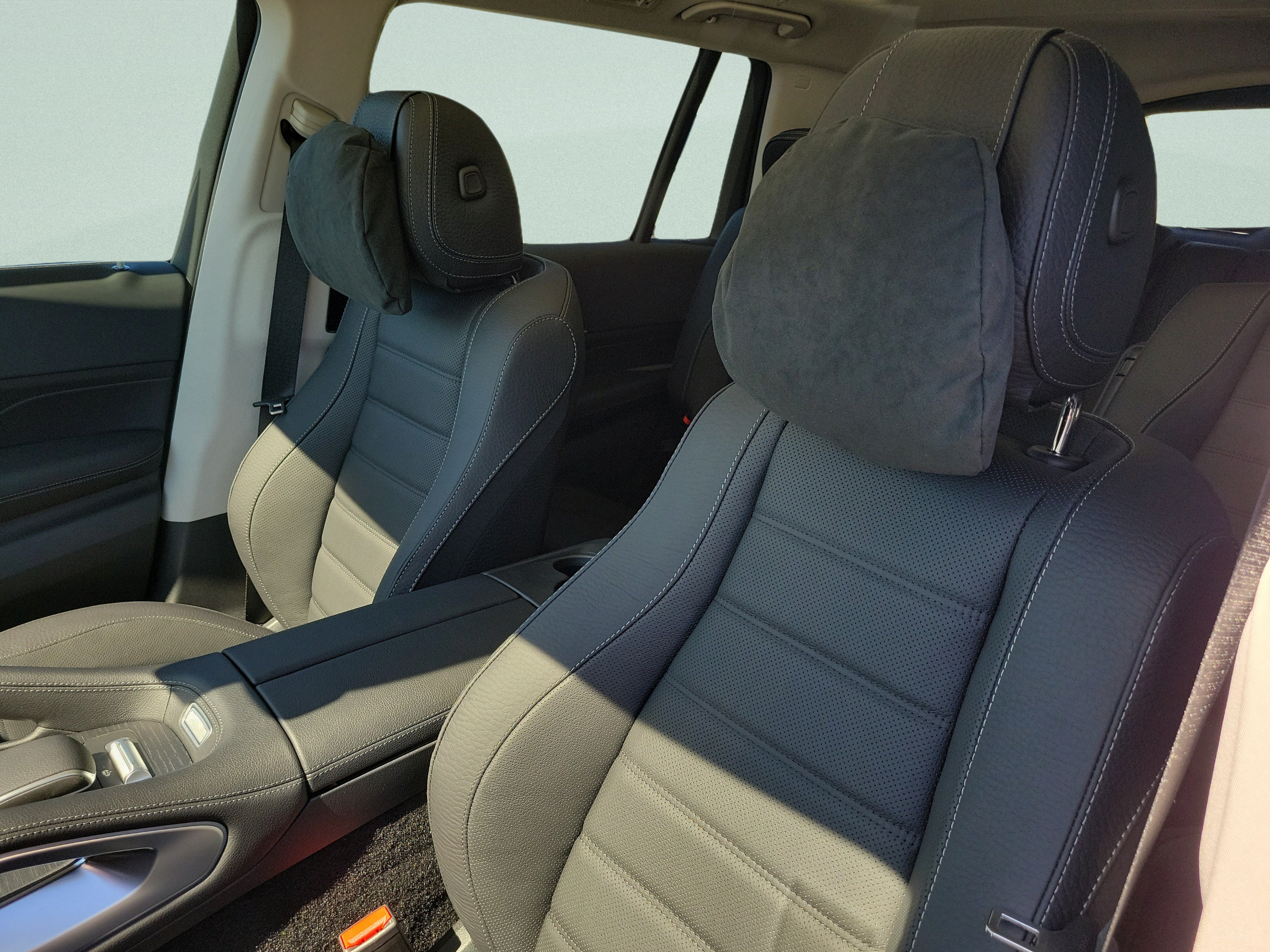 New 2026 Mercedes-Benz GLS 450 4MATIC image 19