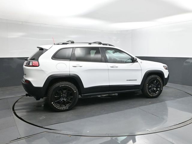 Used 2019 Jeep Cherokee Trailhawk image 11