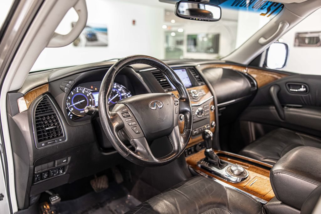 Used 2012 INFINITI QX56 4WD w/ Theater Pkg image 21