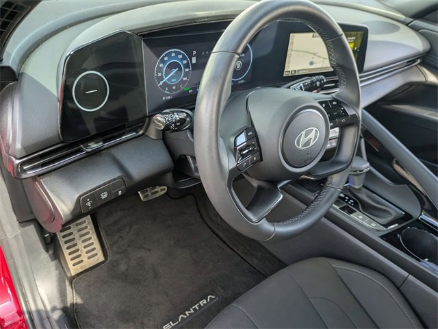 Certified 2025 Hyundai Elantra SEL image 16
