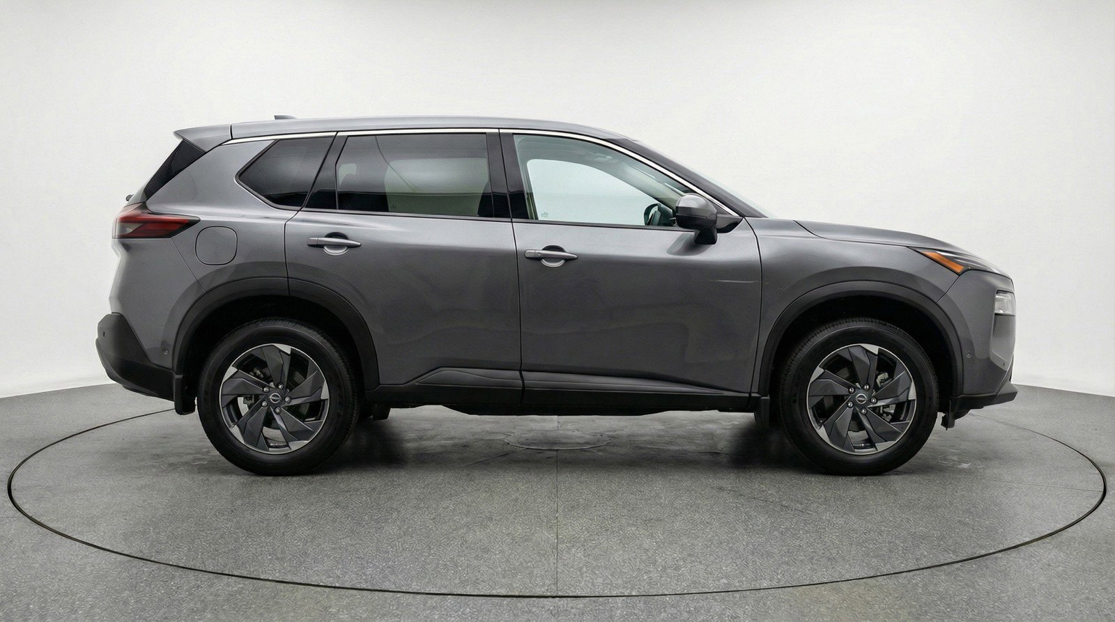 Used 2025 Nissan Rogue SV AWD/4WD image 11