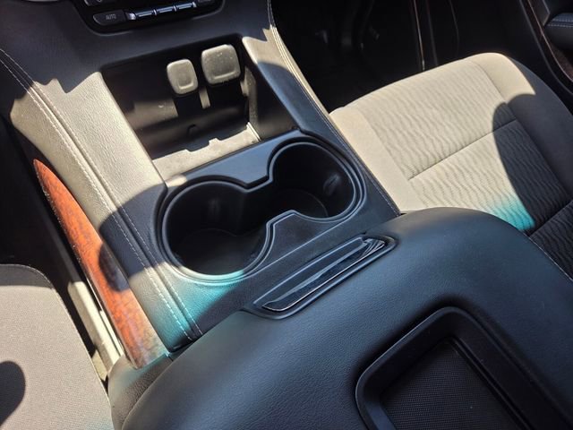 Used 2016 GMC Yukon SLE w/ Enhanced Driver Alert Package image 26