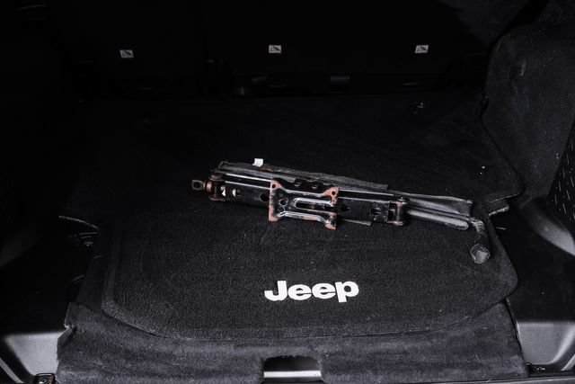 Used 2015 Jeep Wrangler Unlimited Sport AWD/4WD image 27