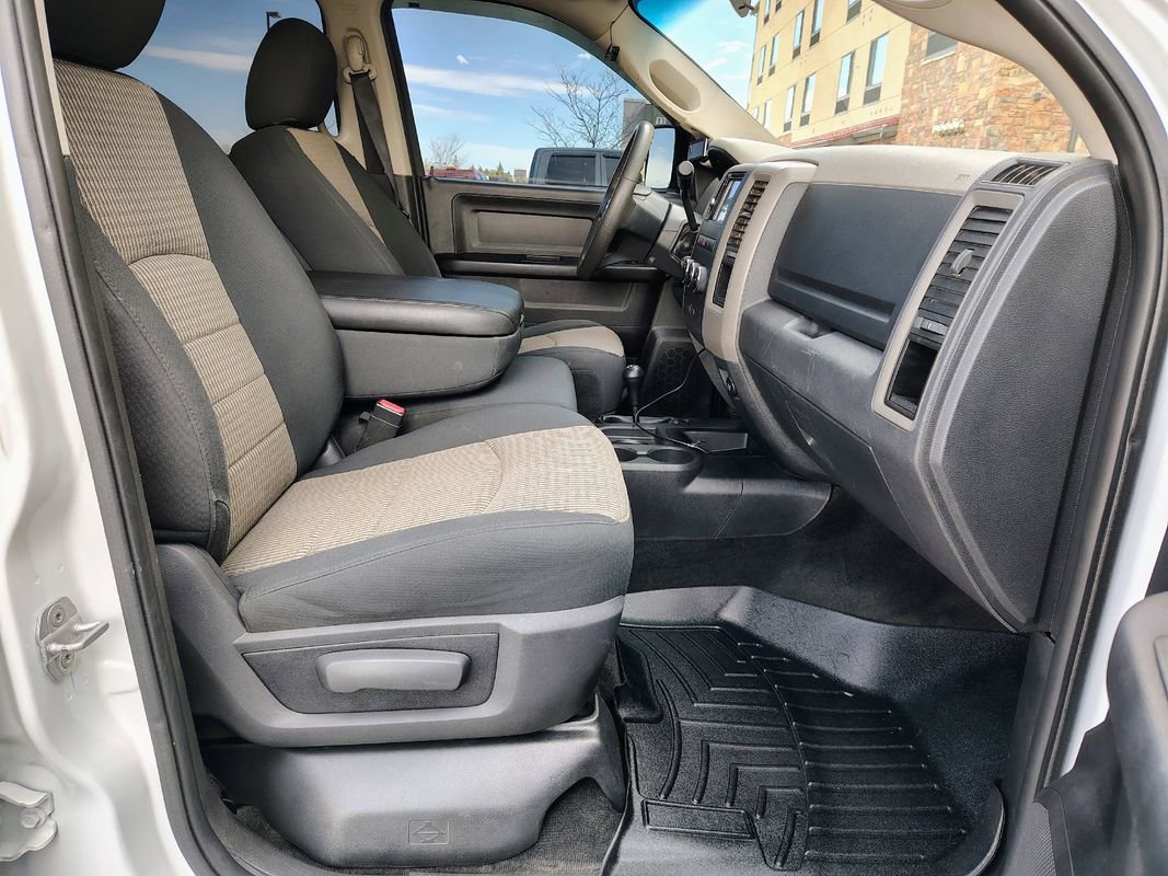Used 2012 RAM 3500 ST w/ Chrome Appearance Group image 16