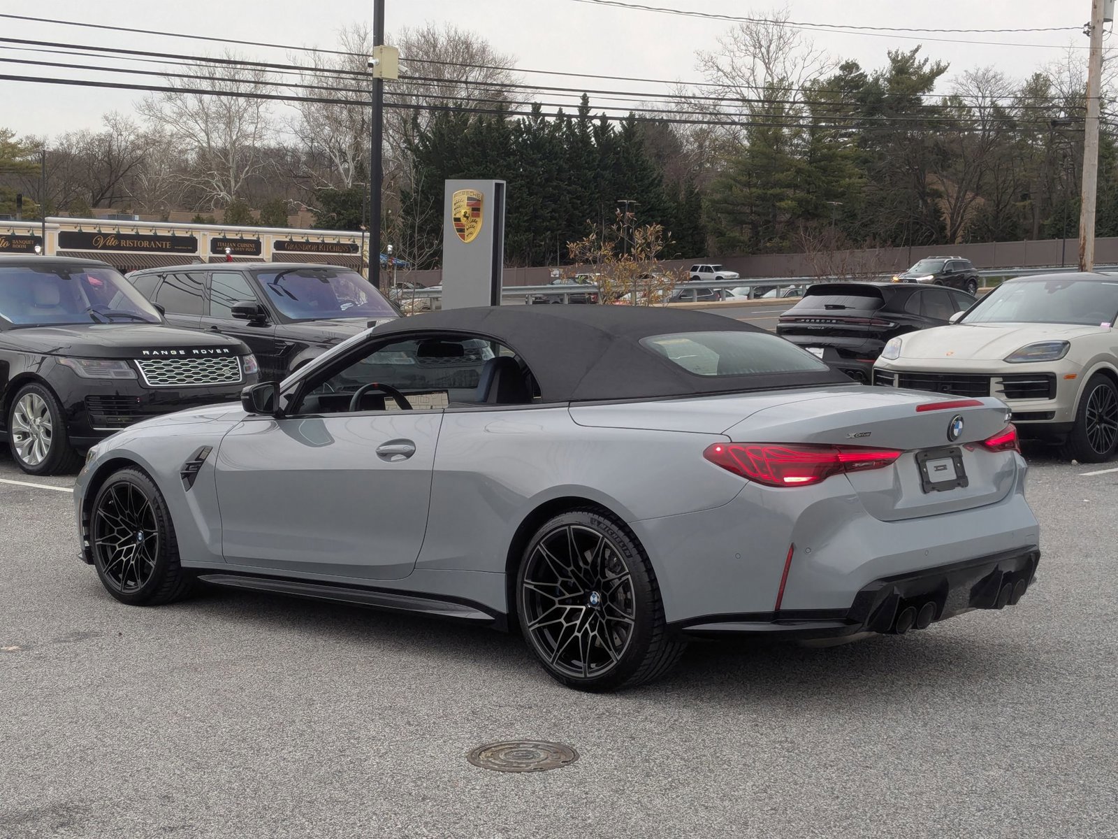 Used 2025 BMW M4 xDrive Competition w/ Executive Package image 3