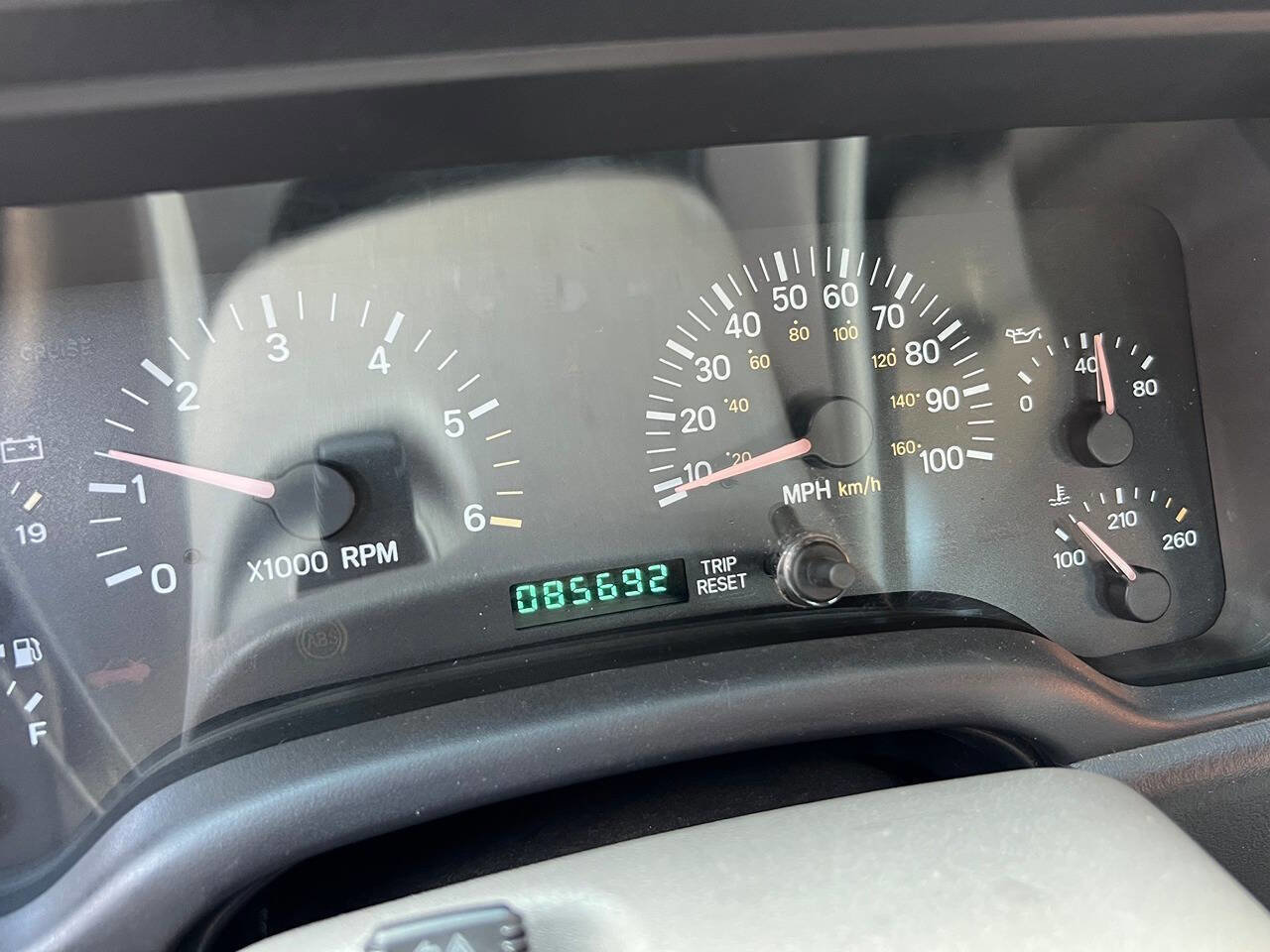 Used 1998 Jeep Cherokee Classic AWD/4WD image 14