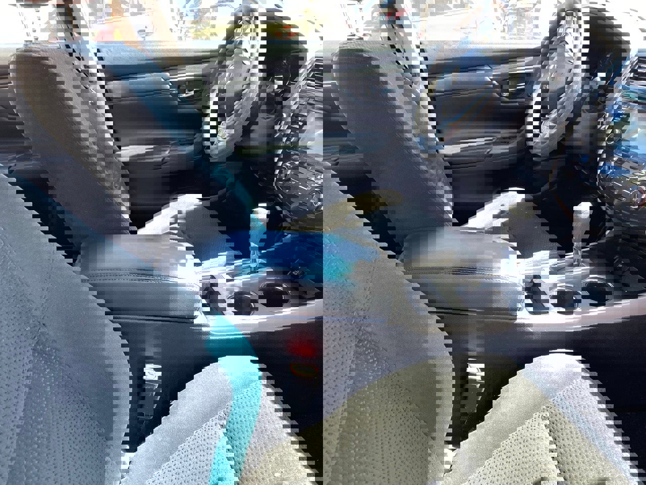 Used 2015 Nissan Altima 2.5 S w/ Sport Value Package image 4